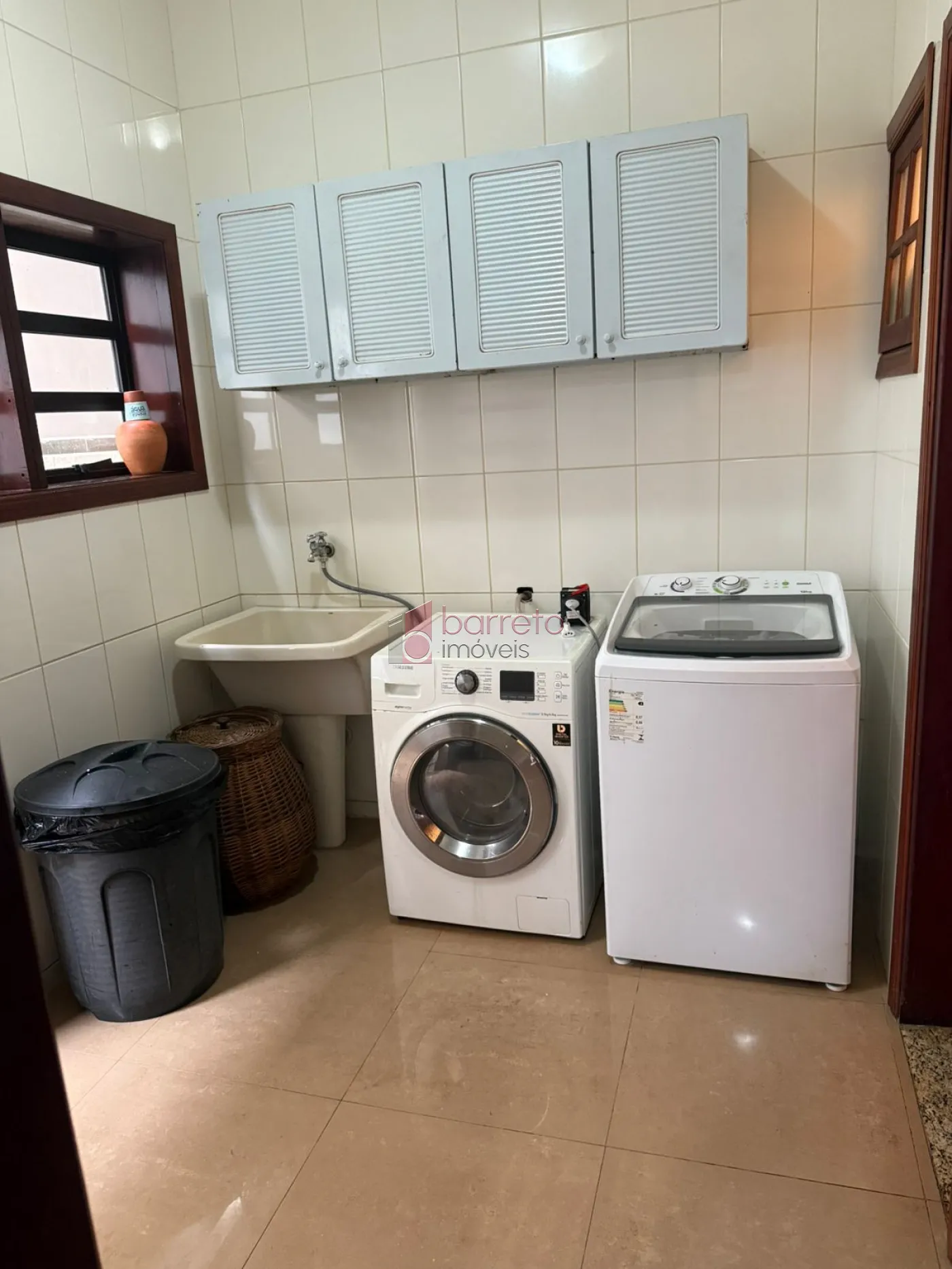 SOBRADO PARA VENDA E LOCAÇÃO NO JARDIM DAS SAMAMBAIAS – JUNDIAÍ/SP
