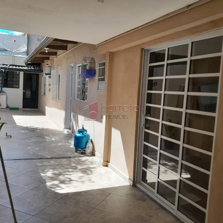 CASA TÉRREA COM EDÍCULA À VENDA NO JARDIM DO LAGO EM JUNDIAÍ/SP