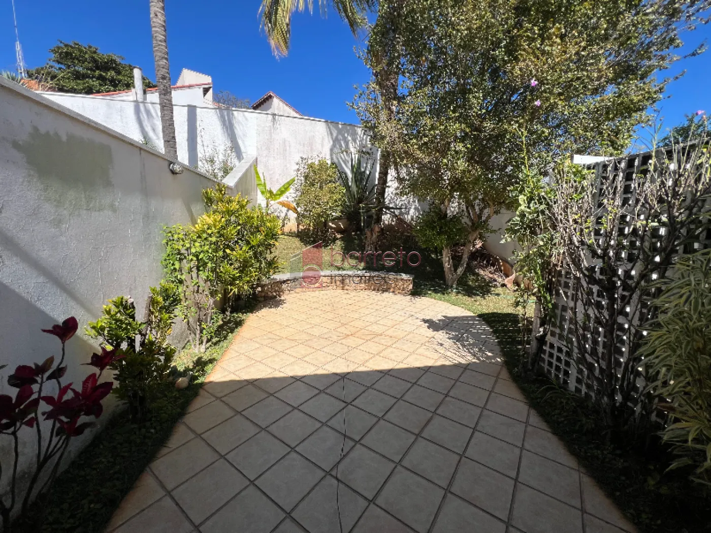 CASA À VENDA NO JARDIM QUINTA DAS VIDEIRAS EM JUNDIAÍ/SP