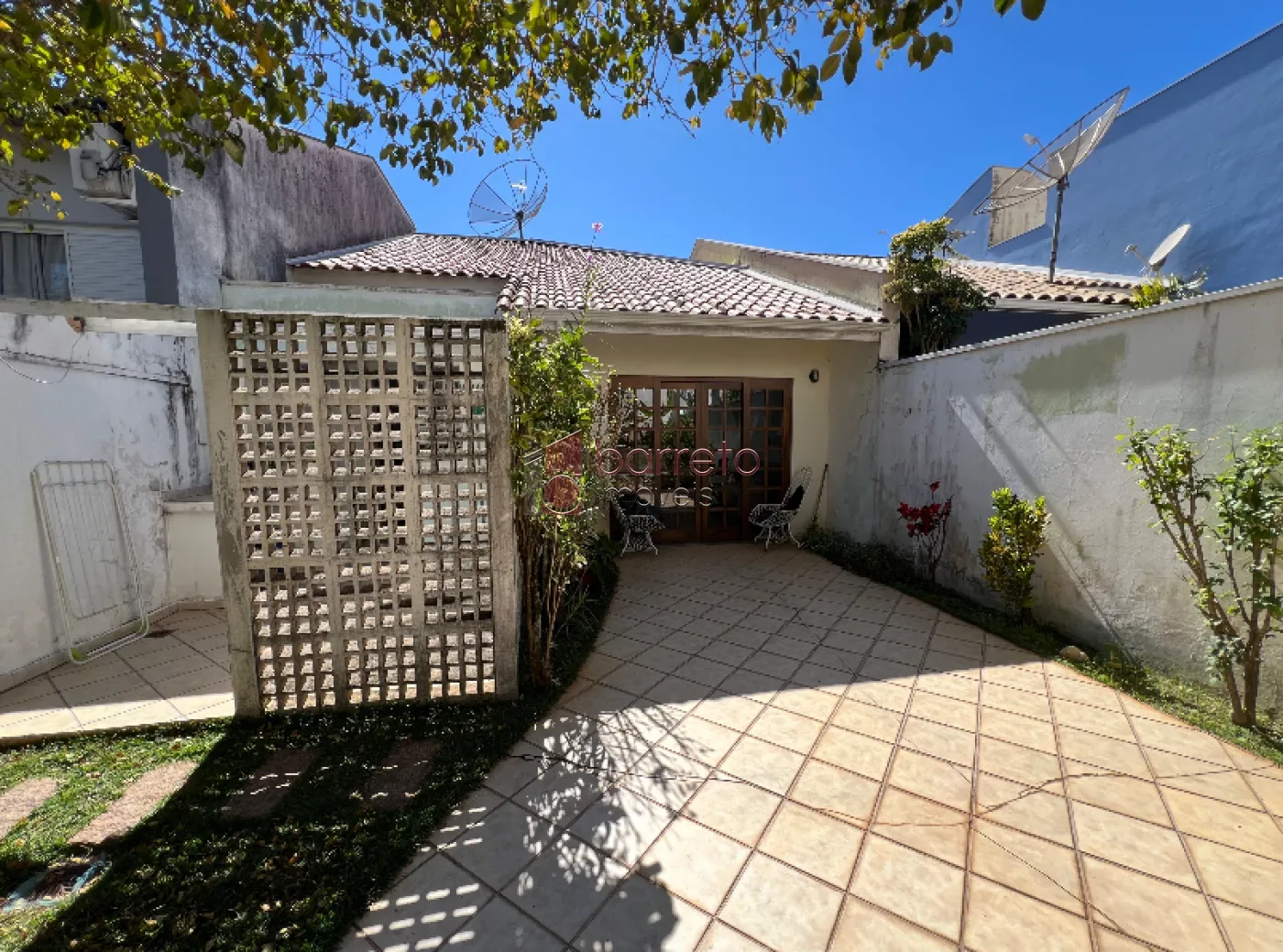 CASA À VENDA NO JARDIM QUINTA DAS VIDEIRAS EM JUNDIAÍ/SP