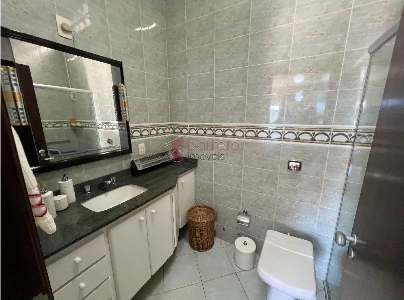 CASA À VENDA NO JARDIM QUINTA DAS VIDEIRAS EM JUNDIAÍ/SP