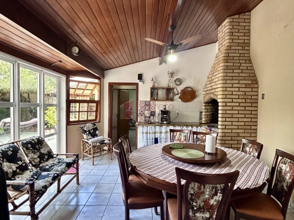 CASA COM 05 DORMITÓRIOS À VENDA NO BAIRRO PARQUE DA REPRESA – JUNDIAÍ/SP
