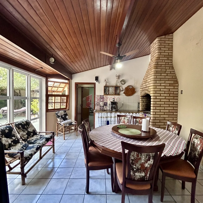 CASA COM 05 DORMITÓRIOS À VENDA NO BAIRRO PARQUE DA REPRESA – JUNDIAÍ/SP