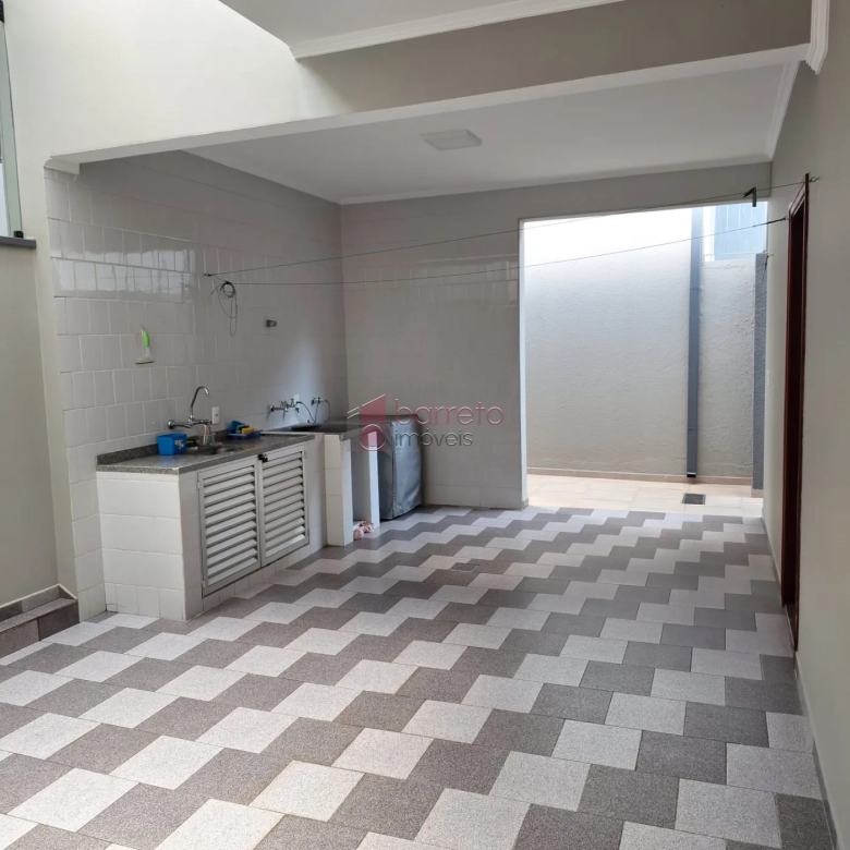 SOBRADO PARA VENDA NO BAIRRO VILA GALVÃO – JUNDIAÍ/SP