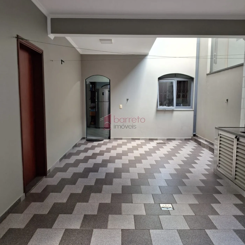 SOBRADO PARA VENDA NO BAIRRO VILA GALVÃO – JUNDIAÍ/SP
