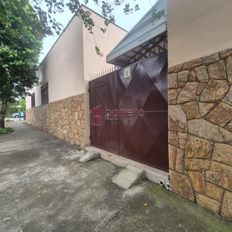 CASA TÉRREA COM EDÍCULA À VENDA NA VILA LIBERDADE EM JUNDIAÍ/SP