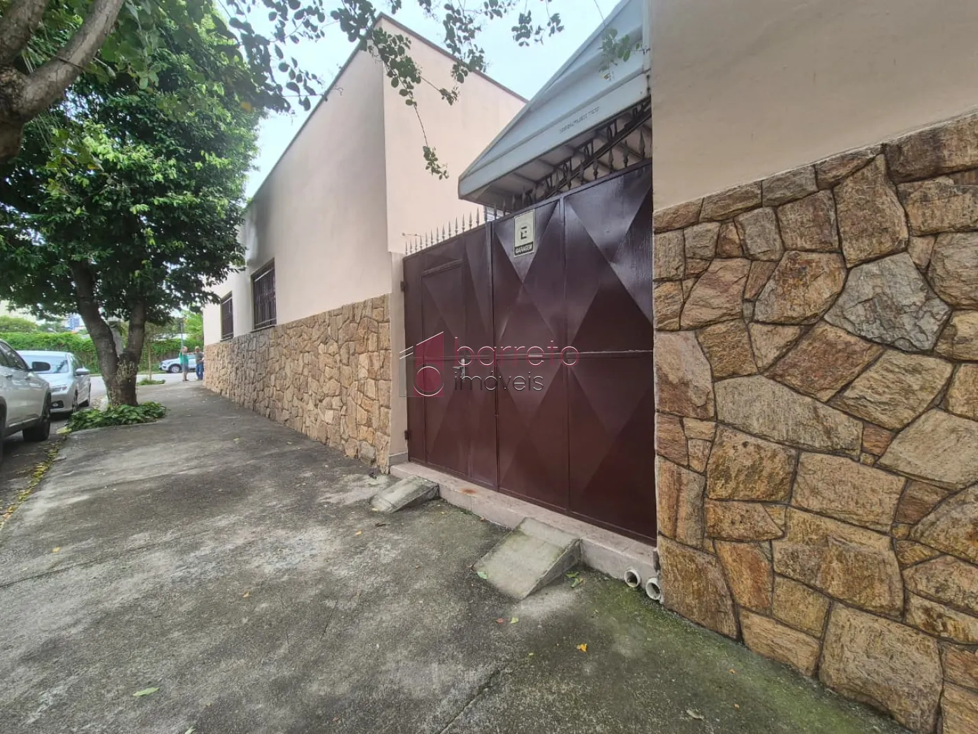 CASA TÉRREA COM EDÍCULA À VENDA NA VILA LIBERDADE EM JUNDIAÍ/SP