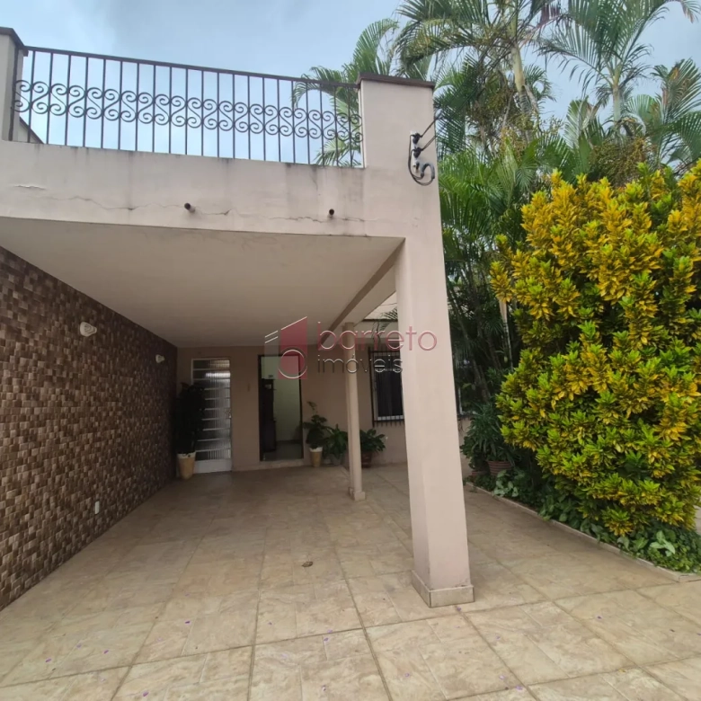 CASA TÉRREA COM EDÍCULA À VENDA NA VILA LIBERDADE EM JUNDIAÍ/SP
