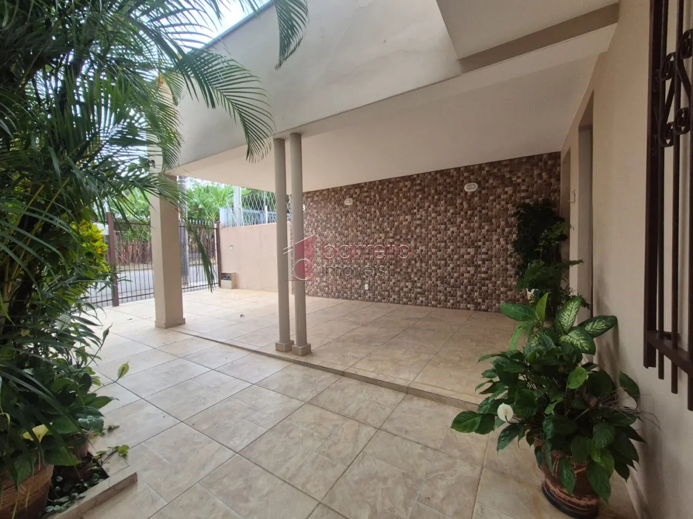 CASA TÉRREA COM EDÍCULA À VENDA NA VILA LIBERDADE EM JUNDIAÍ/SP