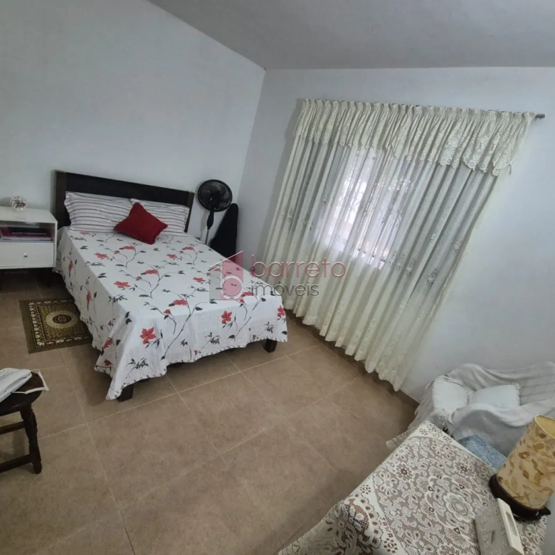 CASA TÉRREA COM EDÍCULA À VENDA NA VILA LIBERDADE EM JUNDIAÍ/SP