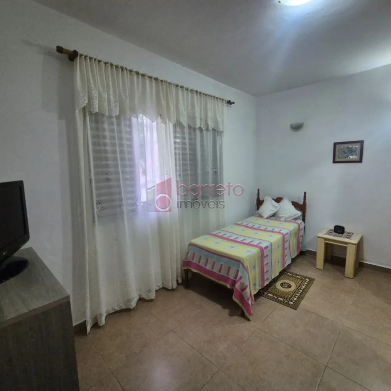 CASA TÉRREA COM EDÍCULA À VENDA NA VILA LIBERDADE EM JUNDIAÍ/SP