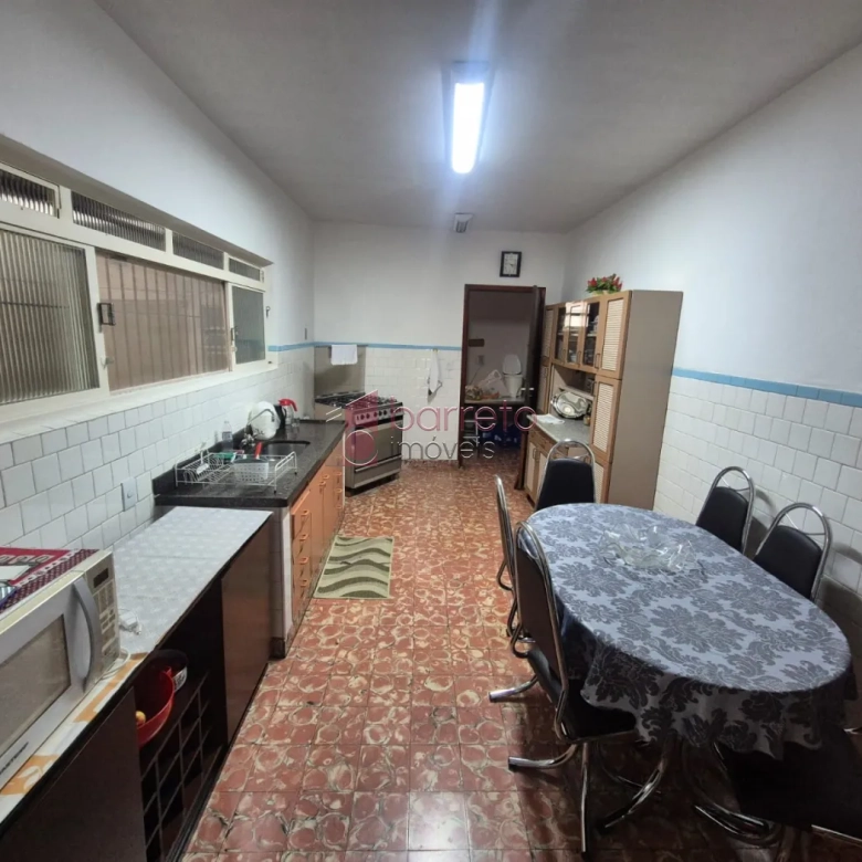 CASA TÉRREA COM EDÍCULA À VENDA NA VILA LIBERDADE EM JUNDIAÍ/SP