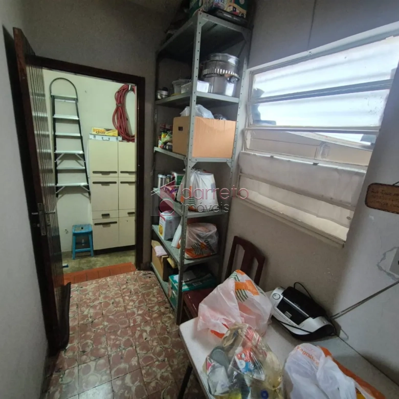 CASA TÉRREA COM EDÍCULA À VENDA NA VILA LIBERDADE EM JUNDIAÍ/SP