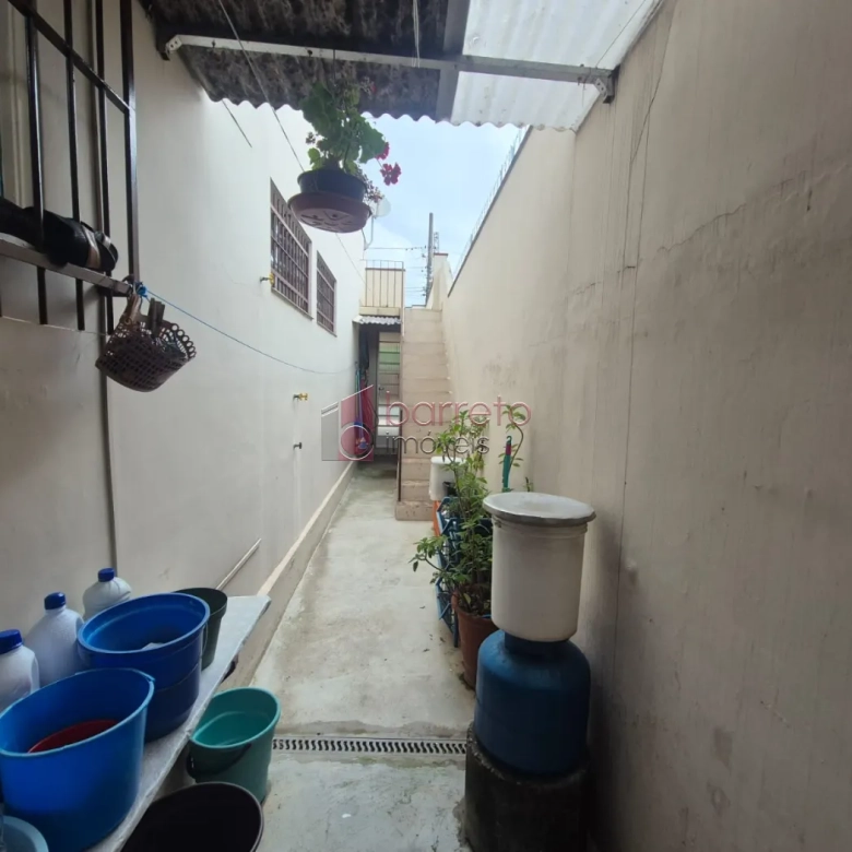 CASA TÉRREA COM EDÍCULA À VENDA NA VILA LIBERDADE EM JUNDIAÍ/SP