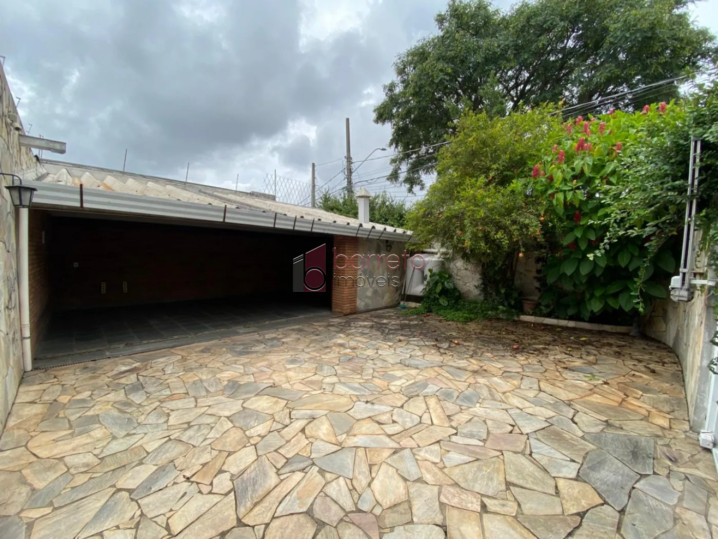 CASA TÉRREA PARA LOCAÇÃO OU VENDA NO BAIRRO VILA MUNICIPAL – JUNDIAÍ/SP