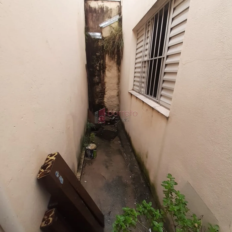CASA À VENDA NO JARDIM PITANGUEIRAS EM JUNDIAÍ/SP