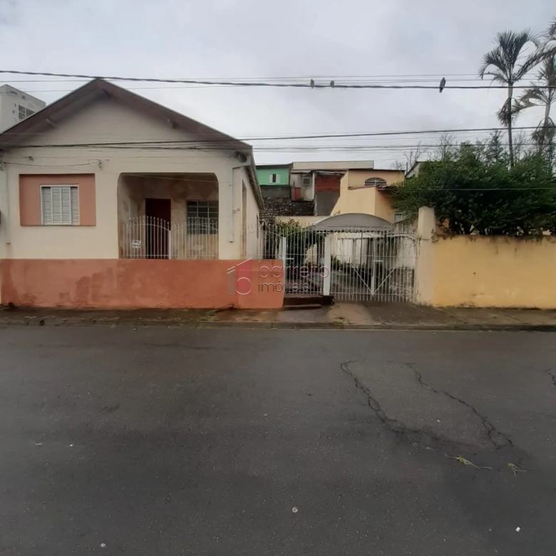 CASA À VENDA NO JARDIM PITANGUEIRAS EM JUNDIAÍ/SP