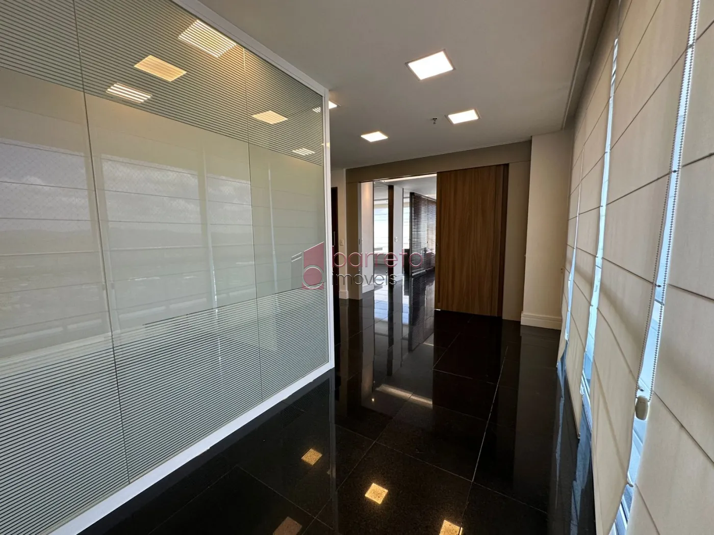 SALA COMERCIAL À VENDA – AVENIDA NOVE DE JULHO – MAXIME OFFICE TOWER