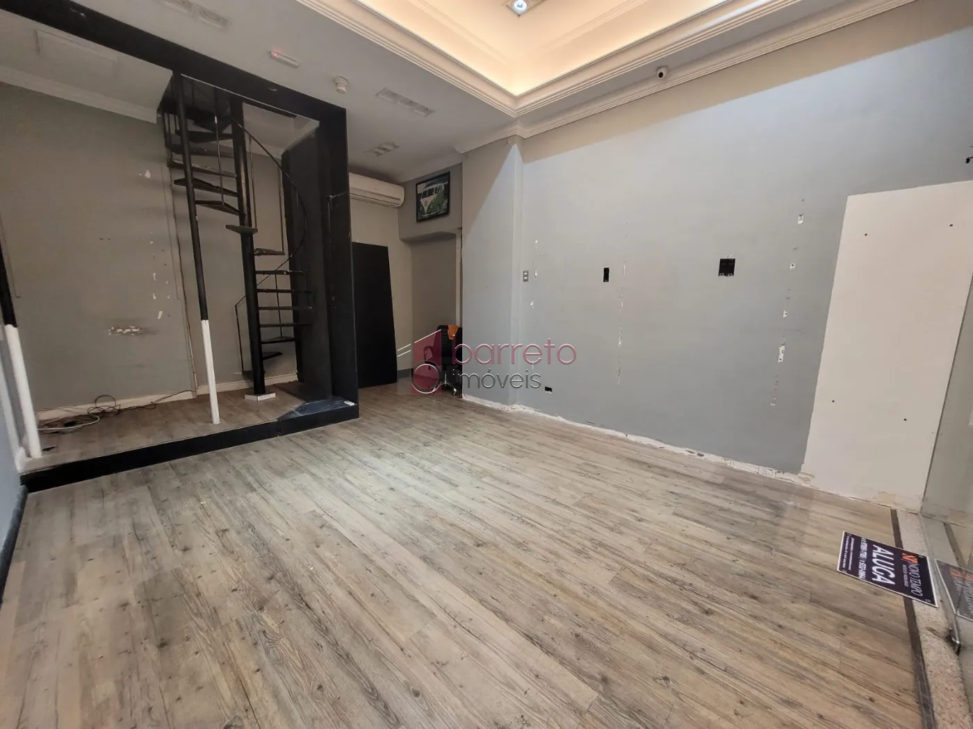 SALA COMERCIAL PARA VENDA E LOCAÇÃO NO SHOPPING PAINEIRAS – BAIRRO CHÁCARA URBANA – JUNDIAÍ/SP