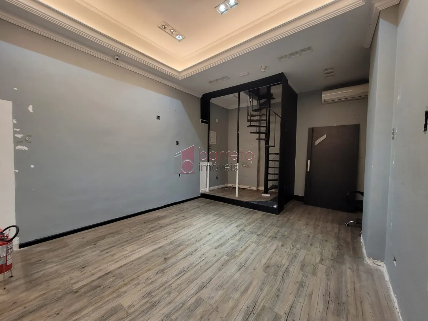 SALA COMERCIAL PARA VENDA E LOCAÇÃO NO SHOPPING PAINEIRAS – BAIRRO CHÁCARA URBANA – JUNDIAÍ/SP