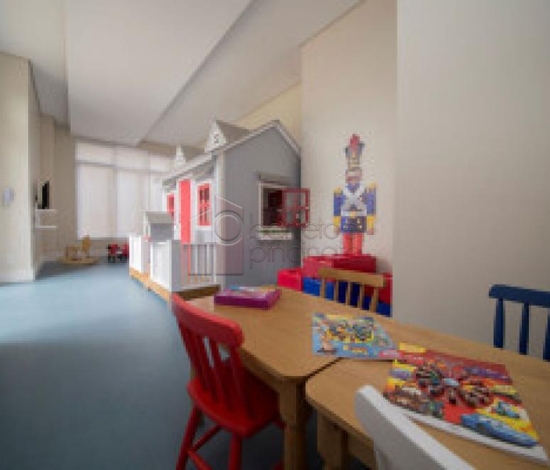 APARTAMENTO COM 04 SUÍTES À VENDA E LOCAÇÃO NO CONDOMÍNIO GIVERNY – JUNDIAÍ/SP