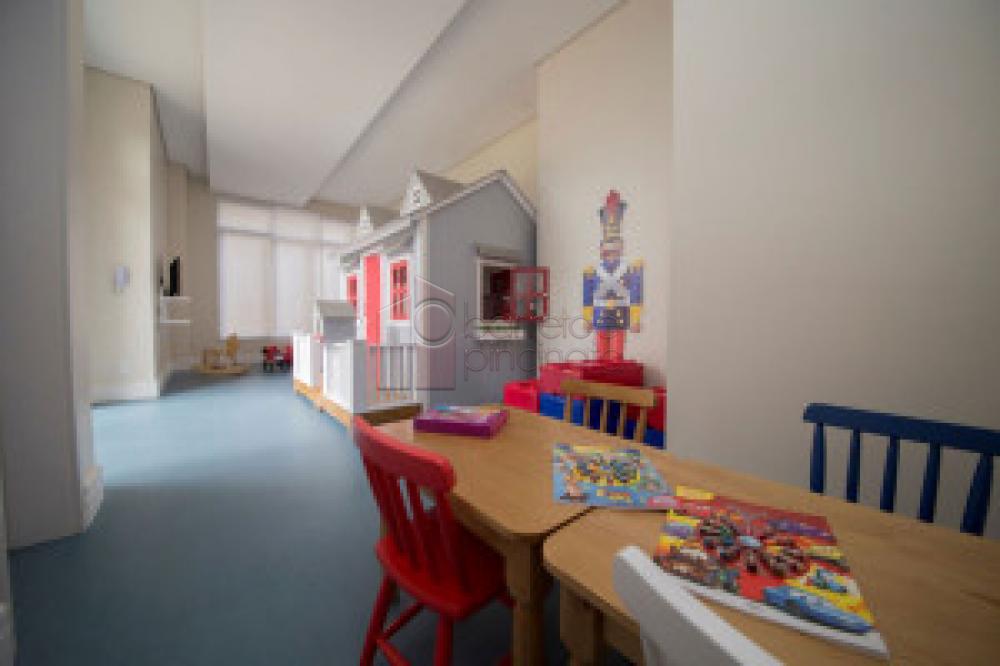 APARTAMENTO COM 04 SUÍTES À VENDA E LOCAÇÃO NO CONDOMÍNIO GIVERNY – JUNDIAÍ/SP
