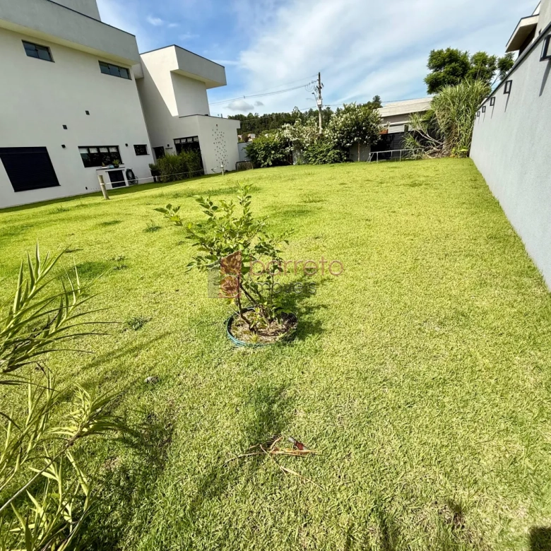 TERRENO À VENDA NO CONDOMÍNIO BELLA VITTÁ EM JUNDIAÍ/SP