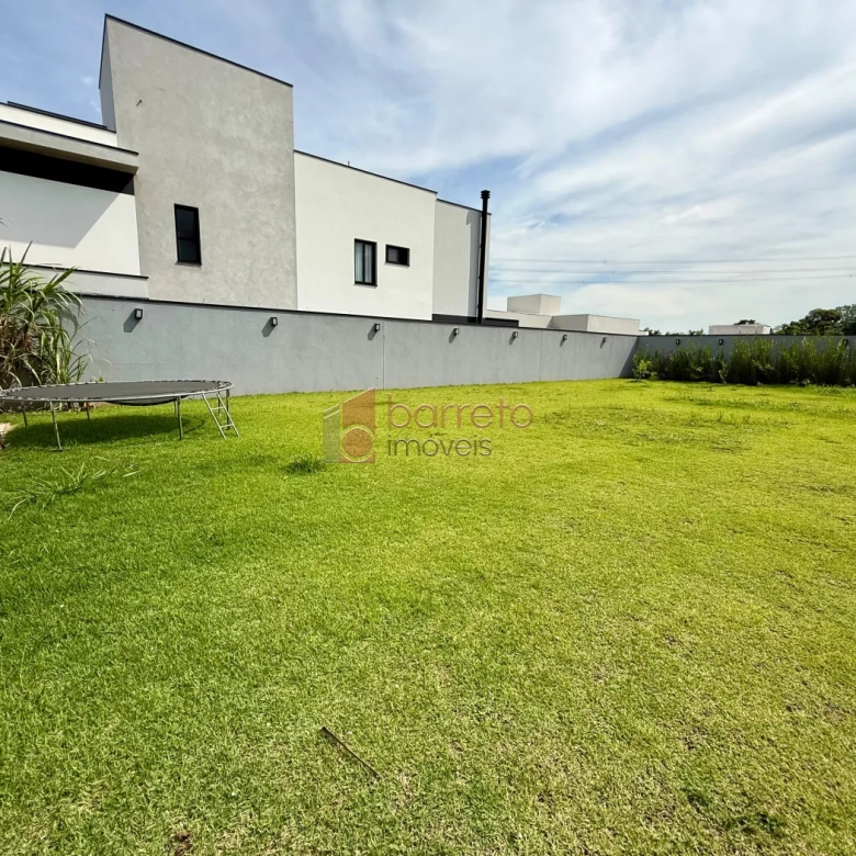 TERRENO À VENDA NO CONDOMÍNIO BELLA VITTÁ EM JUNDIAÍ/SP