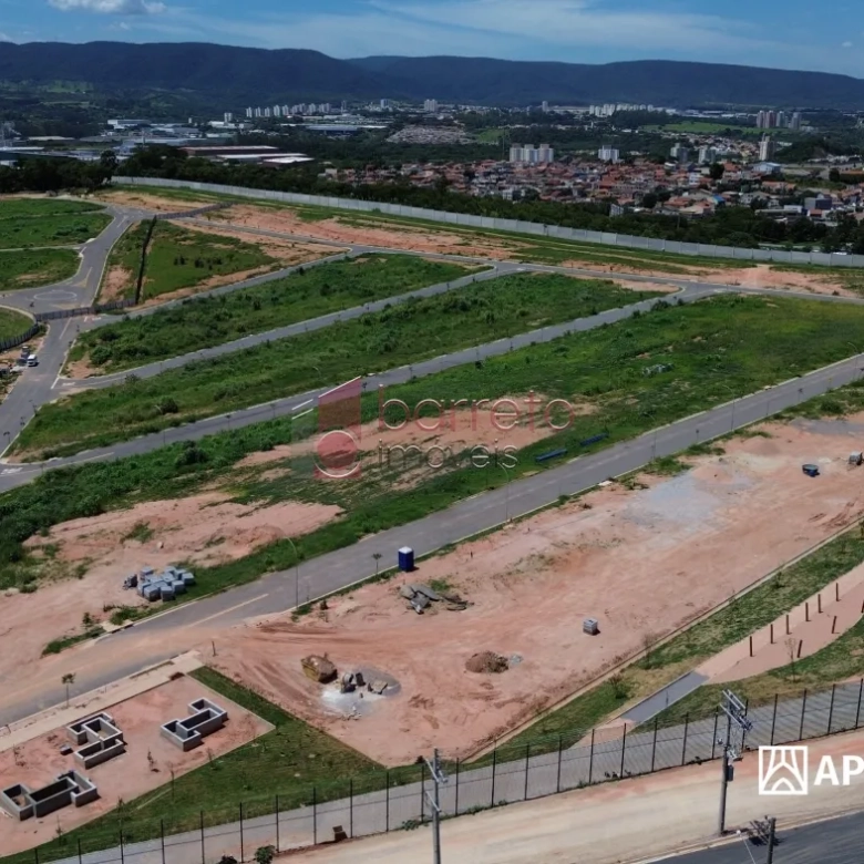TERRENO À VENDA NO CONDOMÍNIO APPLAUSI VILLAGGIO ENGORDADOURO EM JUNDIAÍ/SP