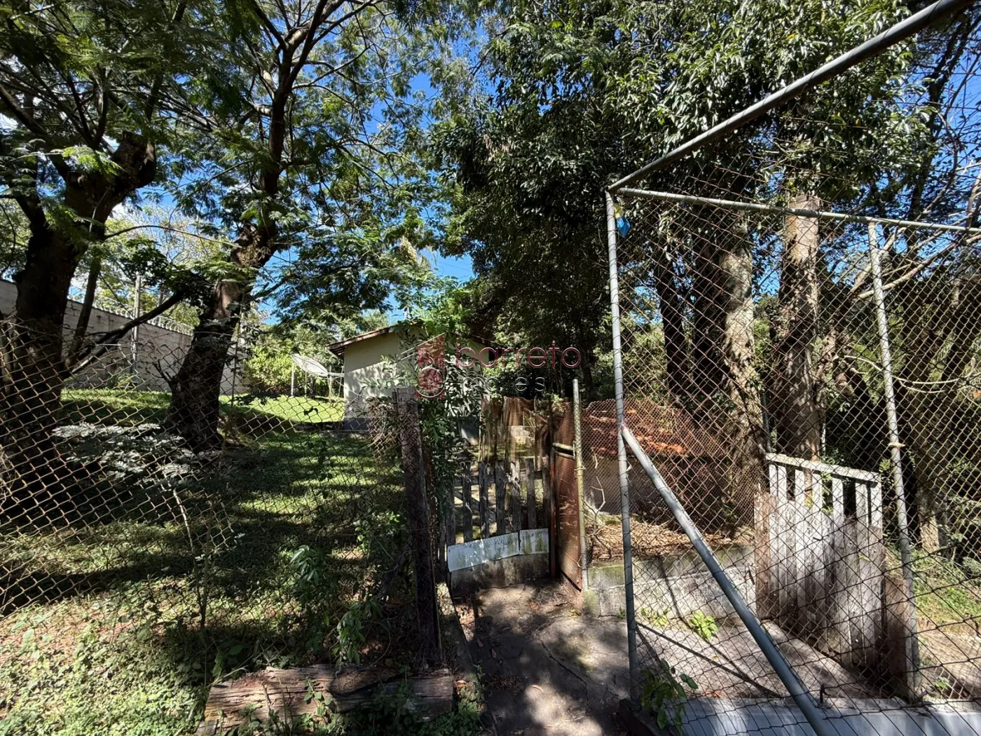 CHÁCARA COM 06 SUÍTES À VENDA NO CONDOMÍNIO PARQUE DA FAZENDA EM ITATIBA/SP