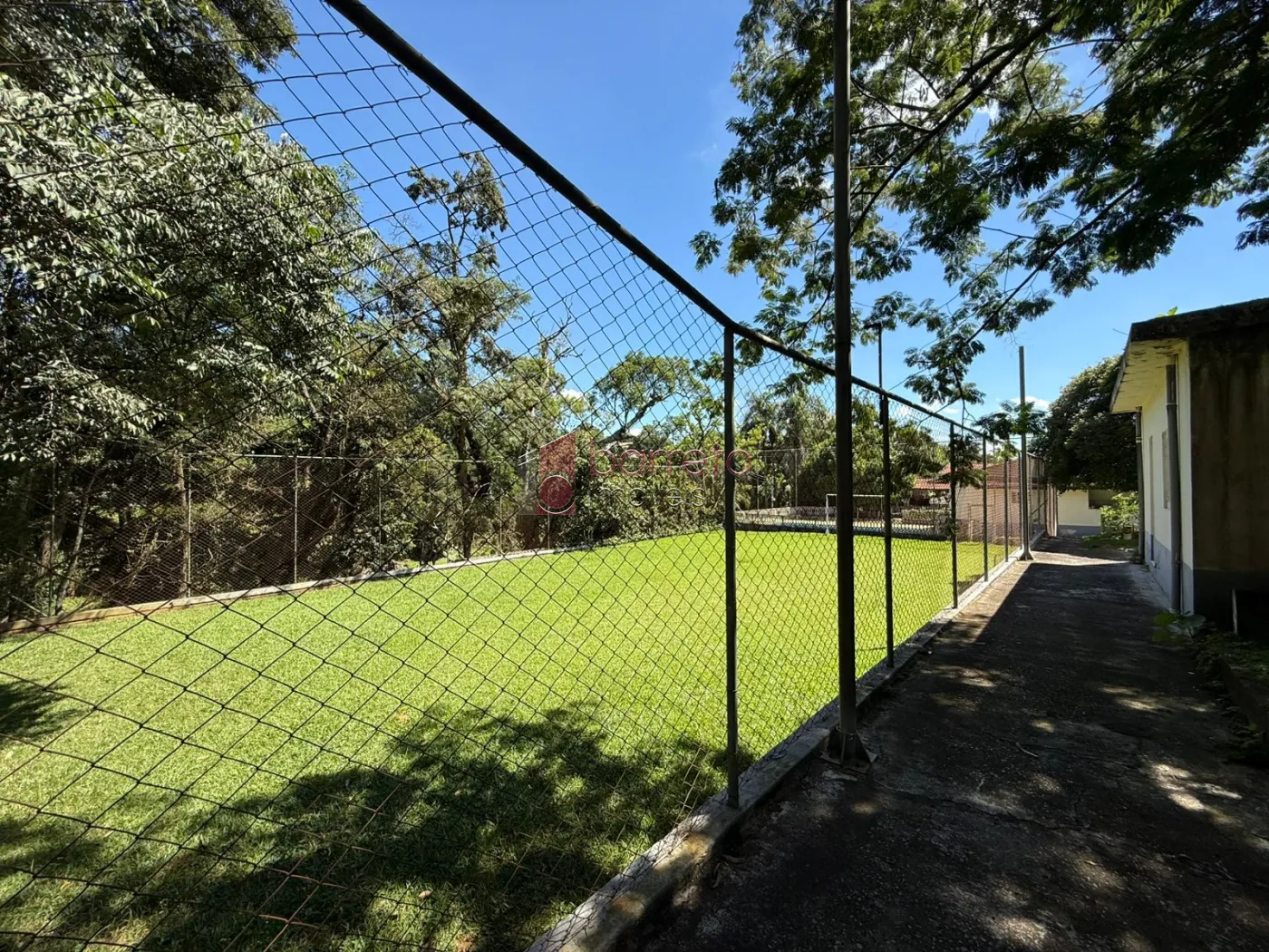 CHÁCARA COM 06 SUÍTES À VENDA NO CONDOMÍNIO PARQUE DA FAZENDA EM ITATIBA/SP