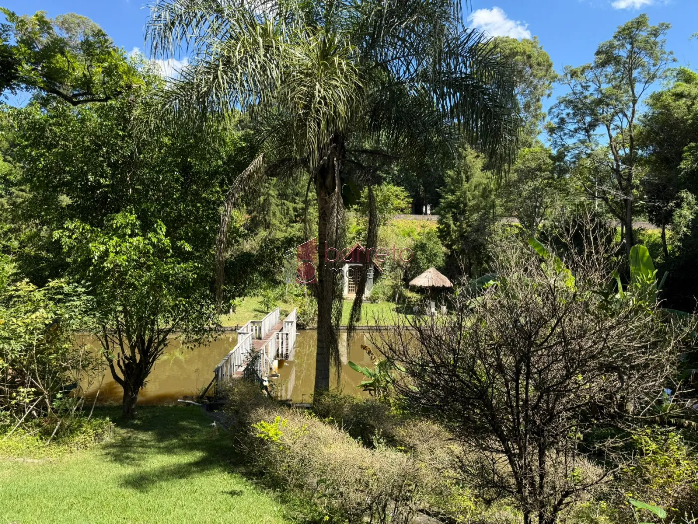 CHÁCARA COM 06 SUÍTES À VENDA NO CONDOMÍNIO PARQUE DA FAZENDA EM ITATIBA/SP