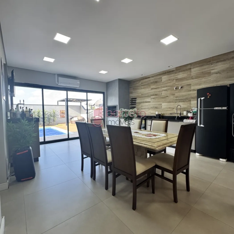 CASA TÉRREA À VENDA – 03 QUARTOS – CONDOMÍNIO ALTO DA BOA VISTA – ITUPEVA/SP