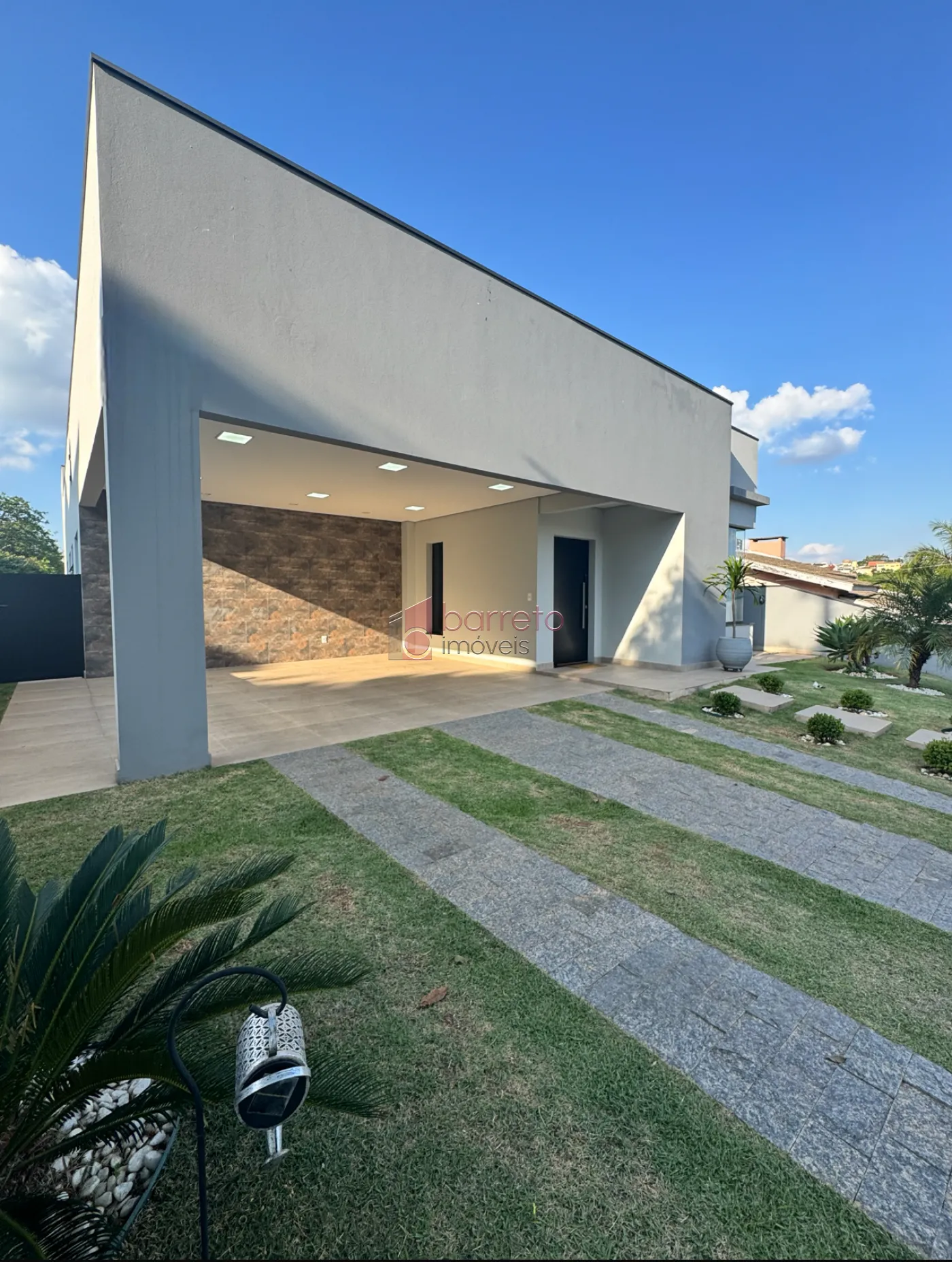 CASA TÉRREA À VENDA – 03 QUARTOS – CONDOMÍNIO ALTO DA BOA VISTA – ITUPEVA/SP