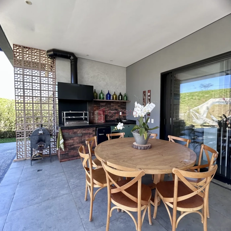 CASA TÉRREA À VENDA NO CONDOMINIO RESERVA DE SANTA MÔNICA – ITUPEVA/SP