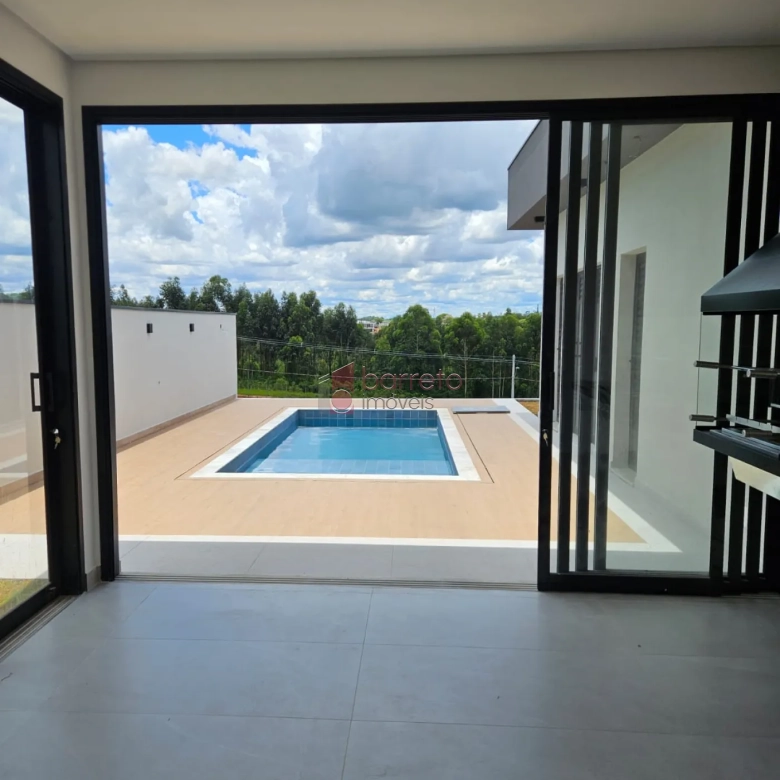 CASA NOVA COM PISCINA À VENDA NO CONDOMÍNIO IBI ARAM II – ITUPEVA/SP