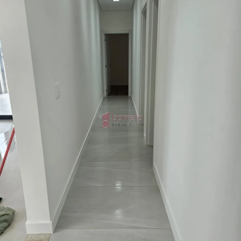 CASA NOVA COM PISCINA À VENDA NO CONDOMÍNIO IBI ARAM II – ITUPEVA/SP