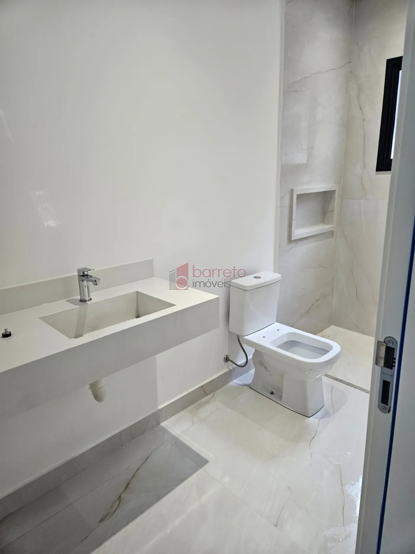 CASA NOVA COM PISCINA À VENDA NO CONDOMÍNIO IBI ARAM II – ITUPEVA/SP