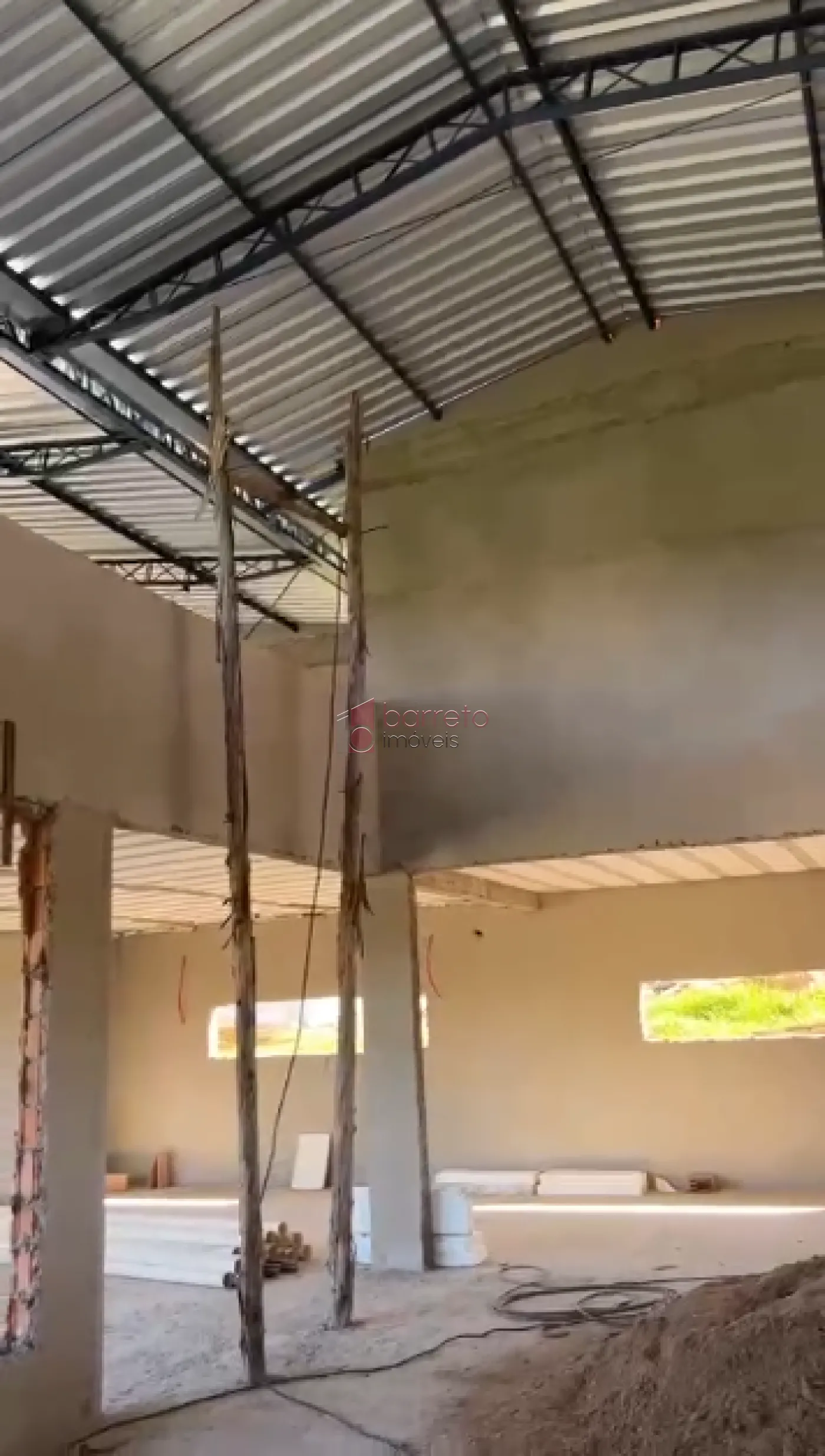 CASA EM CONSTRUÇÃO À VENDA NO CONDOMÍNIO TERRAS DA ALVORADA EM JUNDIAÍ/SP
