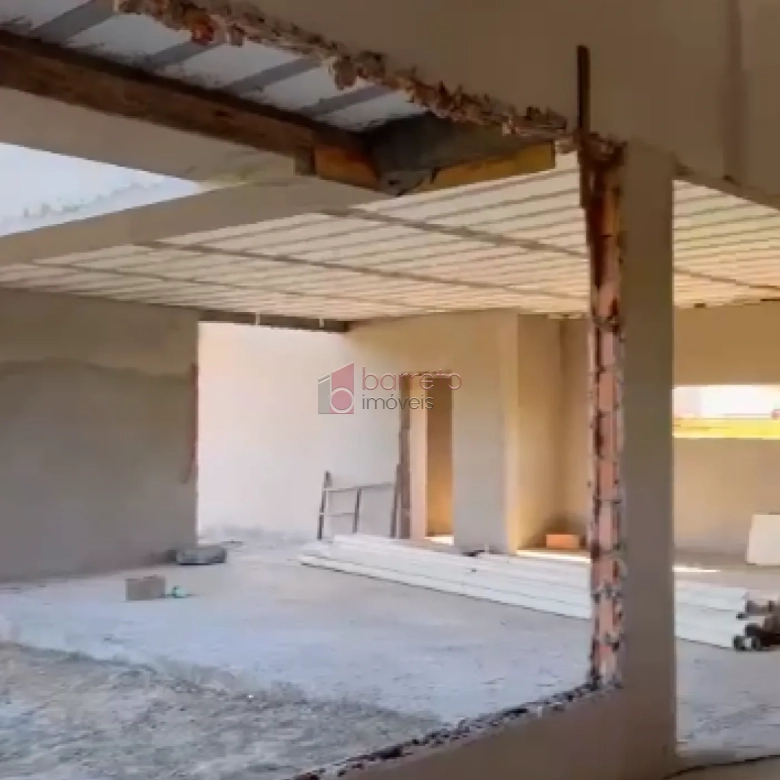 CASA EM CONSTRUÇÃO À VENDA NO CONDOMÍNIO TERRAS DA ALVORADA EM JUNDIAÍ/SP