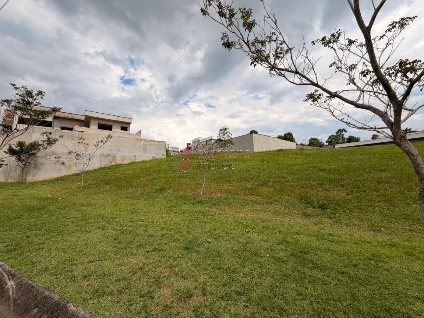 TERRENO À VENDA NO CONDOMÍNIO TERRAS DO ALVORADA EM JUNDIAÍ/SP