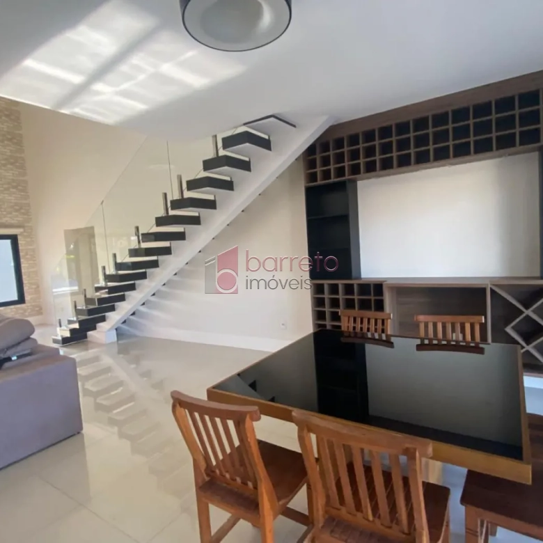 CASA TÉRREA À VENDA NO CONDOMÍNIO QUINTA DO JAPI EM CABREÚVA/SP