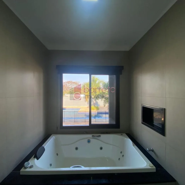 CASA TÉRREA À VENDA NO CONDOMÍNIO QUINTA DO JAPI EM CABREÚVA/SP