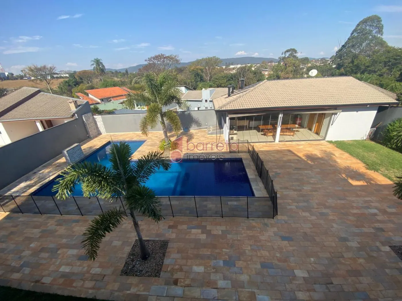 CASA TÉRREA À VENDA NO CONDOMÍNIO QUINTA DO JAPI EM CABREÚVA/SP
