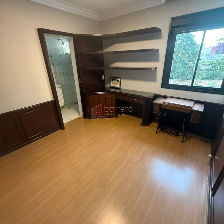 APARTAMENTO ALTO PADRÃO À VENDA NO CONDOMÍNIO BENEDITO STORANI – CENTRO – JUNDIAÍ/SP