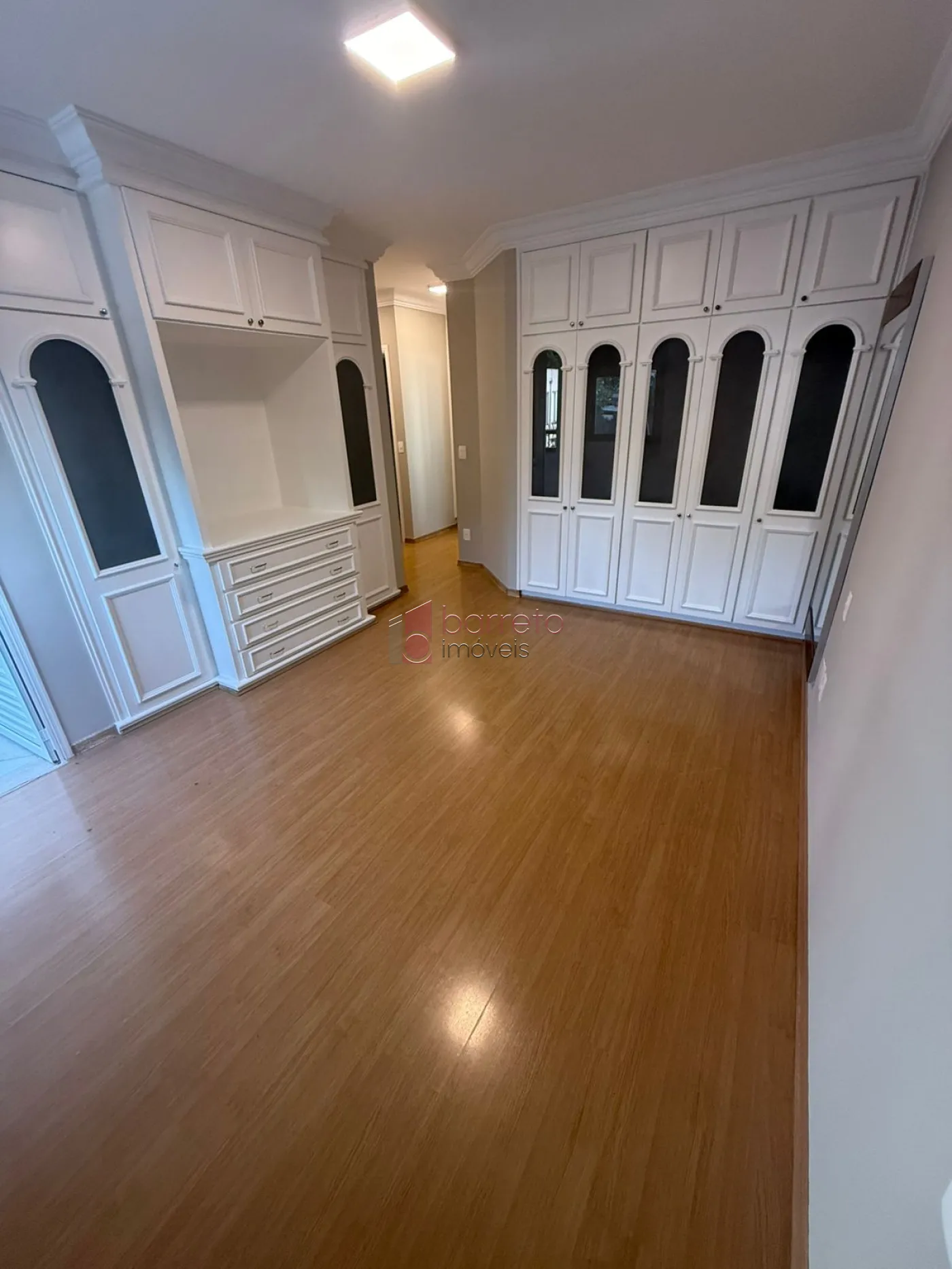 APARTAMENTO ALTO PADRÃO À VENDA NO CONDOMÍNIO BENEDITO STORANI – CENTRO – JUNDIAÍ/SP