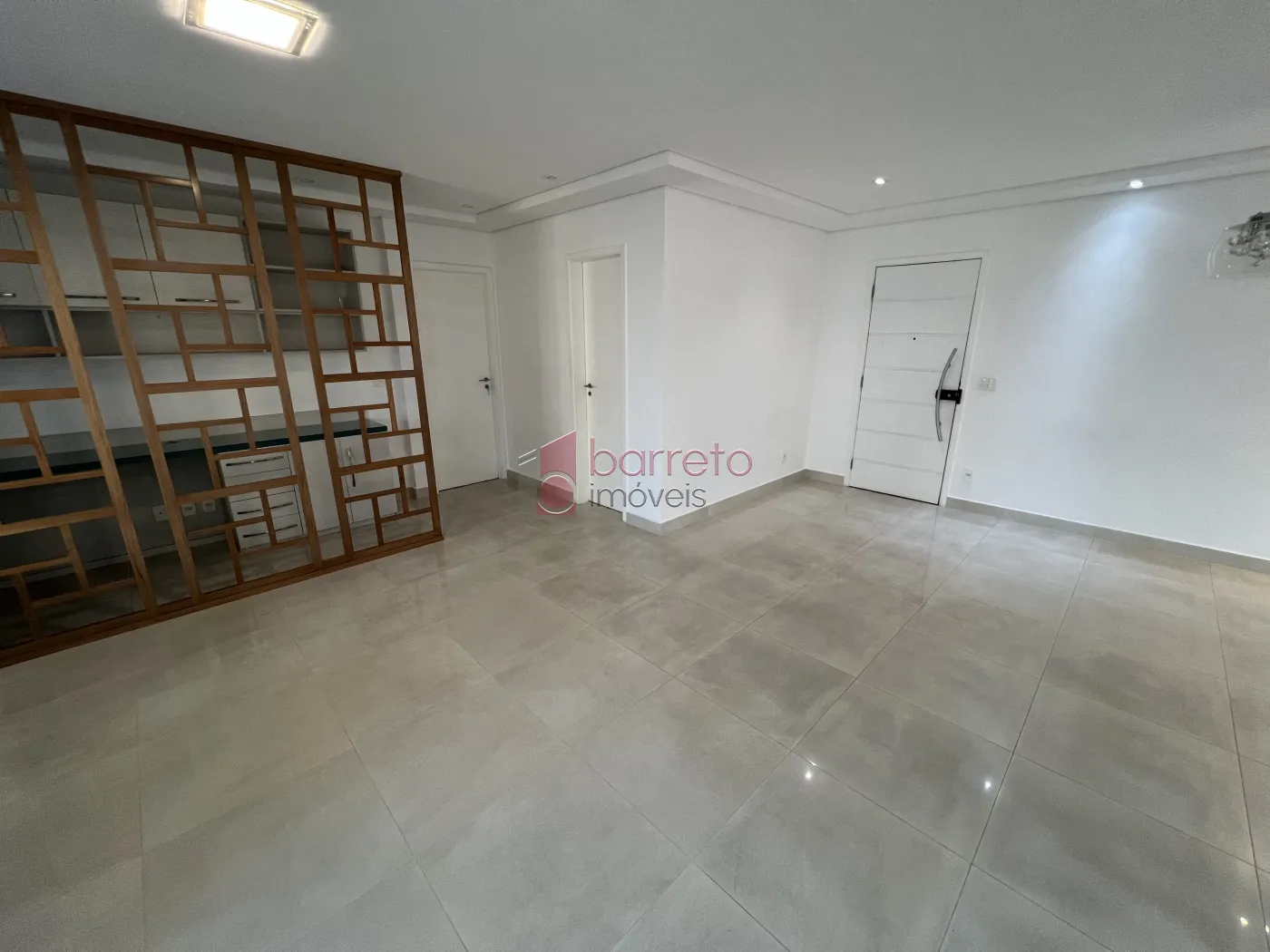 APARTAMENTO À VENDA NO CONDOMÍNIO ALTA VISTA EM JUNDIAÍ/SP