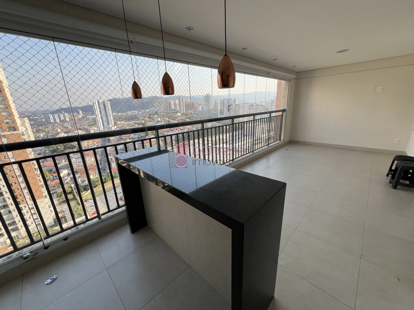 APARTAMENTO À VENDA NO CONDOMÍNIO ALTA VISTA EM JUNDIAÍ/SP