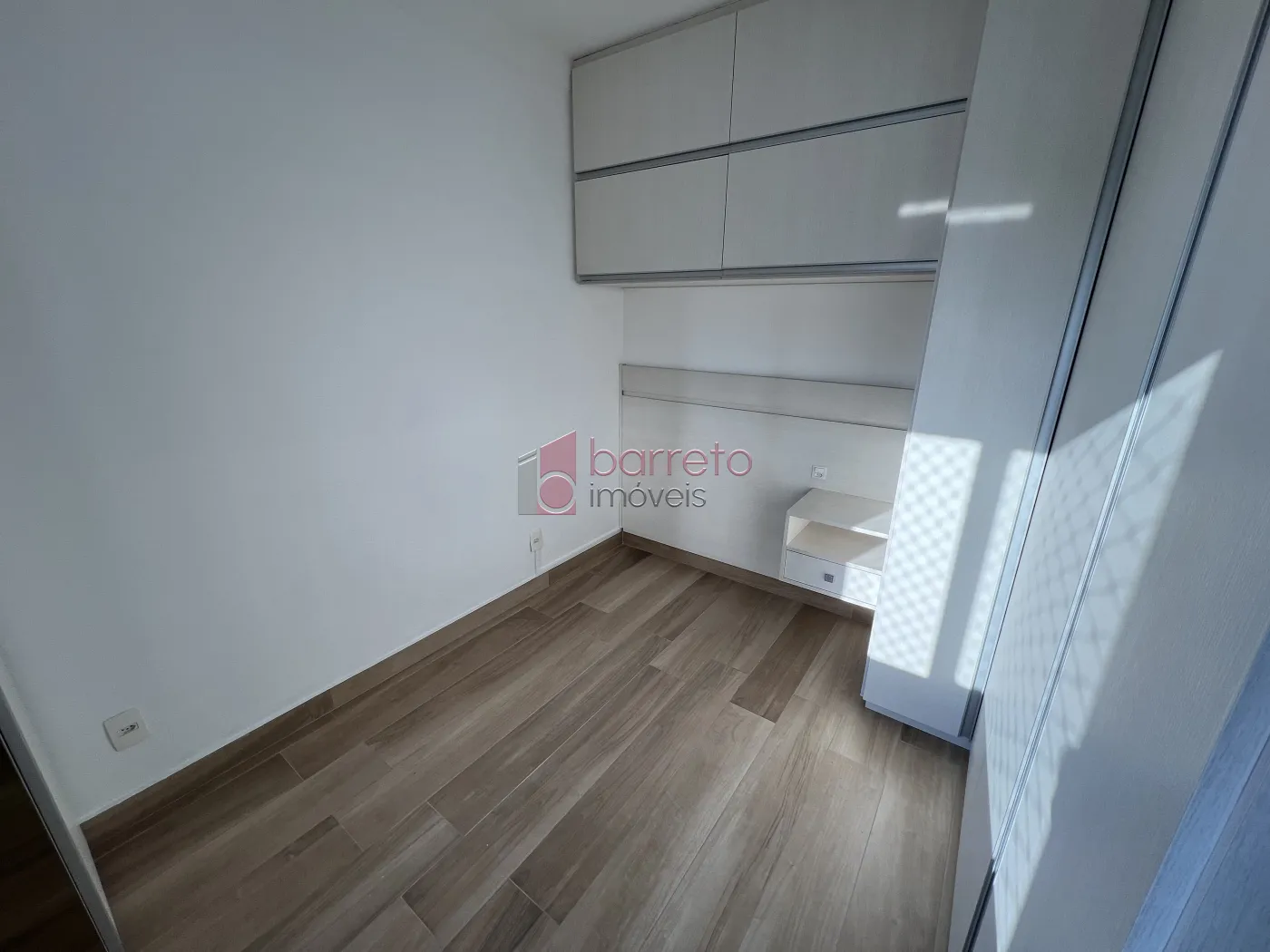 APARTAMENTO À VENDA NO CONDOMÍNIO ALTA VISTA EM JUNDIAÍ/SP