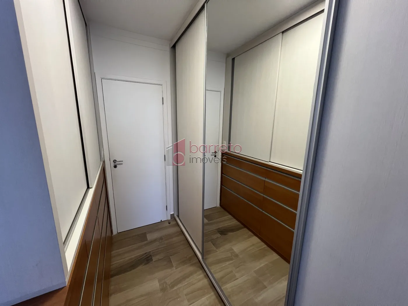 APARTAMENTO À VENDA NO CONDOMÍNIO ALTA VISTA EM JUNDIAÍ/SP